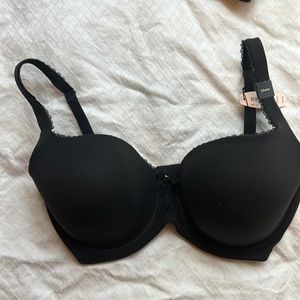 Victorias Secret 34DDD Body by Victoria Lined Demi Bra